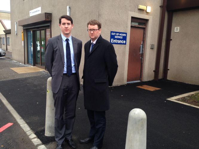 Mark joins Gregg McClymont MP in condemning cuts to Cumbernauld and Kilsyth Out of Hours Service