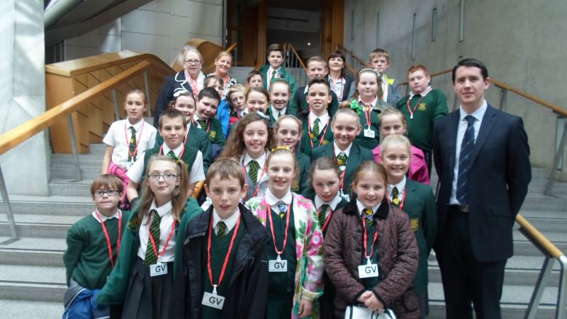 Mark welcomes St Patrick's Primary School to the Scottish Parliament